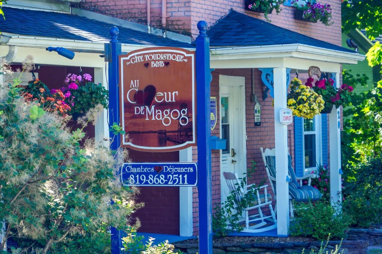 Au Coeur De Magog Bed & Breakfast Dış mekan fotoğraf