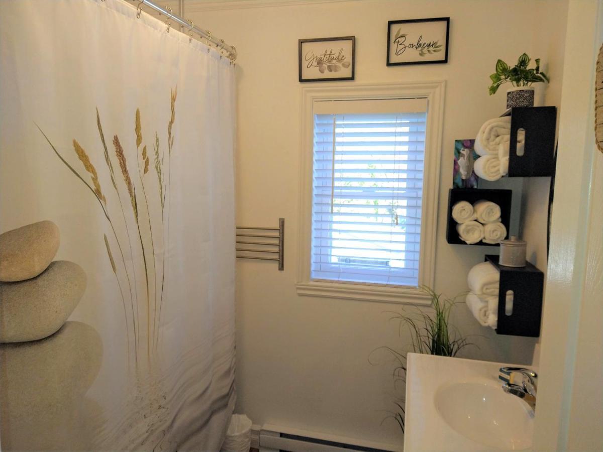 Au Coeur De Magog Bed & Breakfast Dış mekan fotoğraf