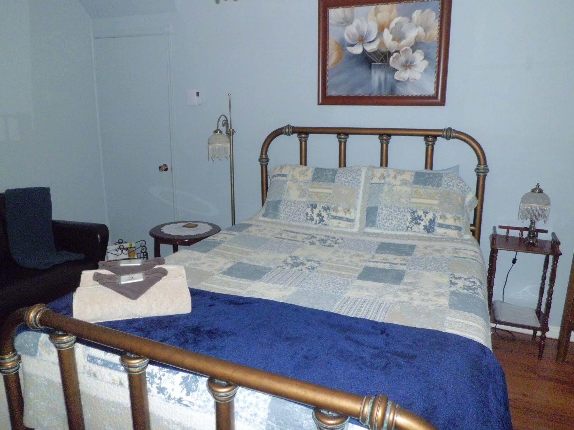 Au Coeur De Magog Bed & Breakfast Dış mekan fotoğraf