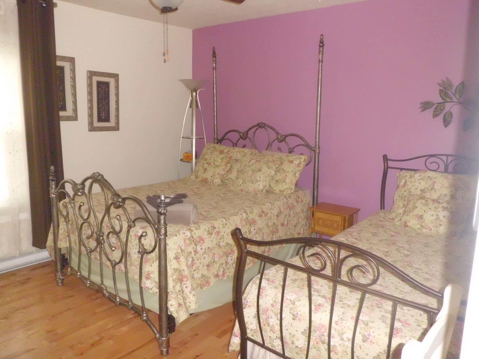 Au Coeur De Magog Bed & Breakfast Dış mekan fotoğraf