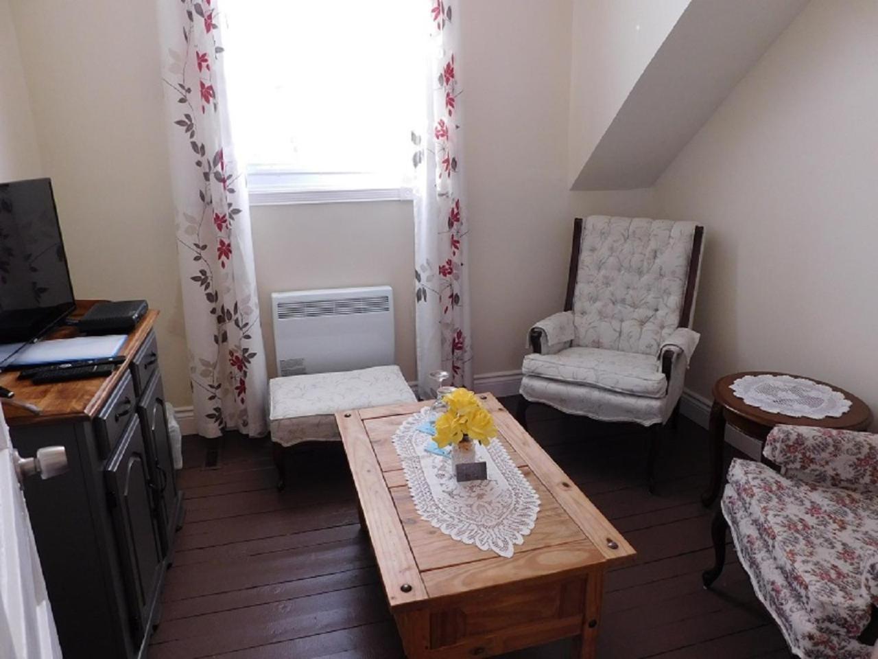 Au Coeur De Magog Bed & Breakfast Dış mekan fotoğraf
