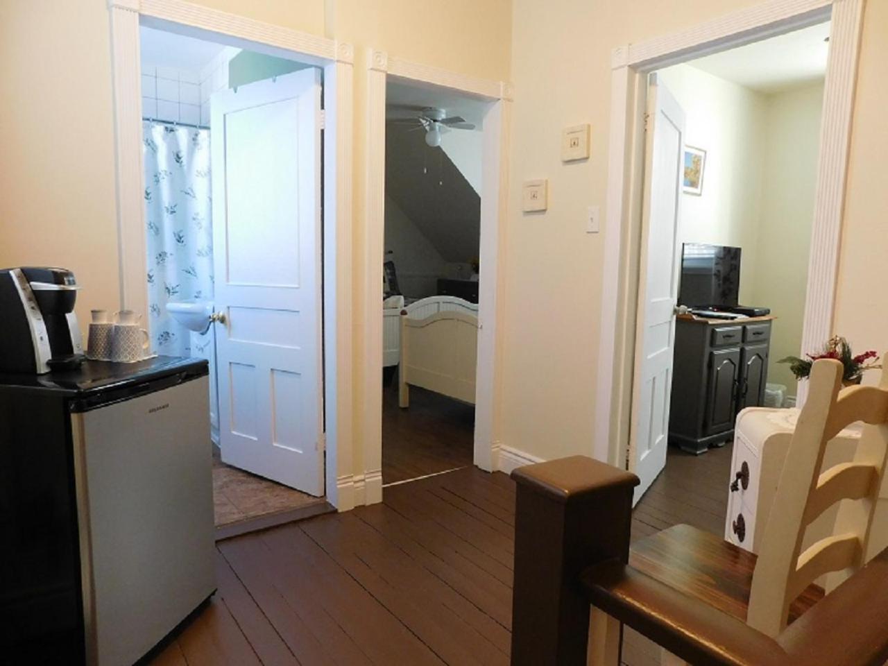 Au Coeur De Magog Bed & Breakfast Dış mekan fotoğraf